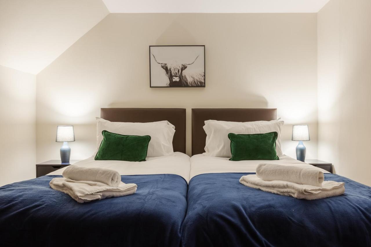 Albert - 5 Bedrooms Sleeps 11 Parking Wi-Fi Contractors Preston  Exterior foto